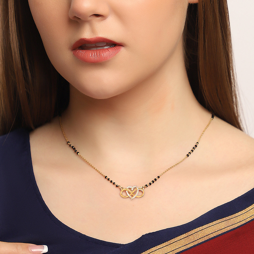 Saloni Mangalsutra
