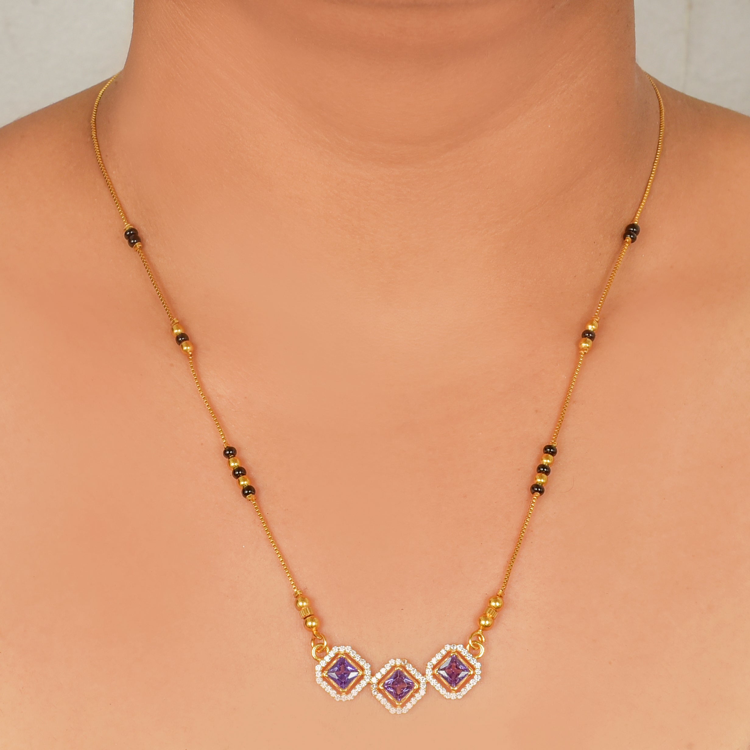 Nora Mangalsutra