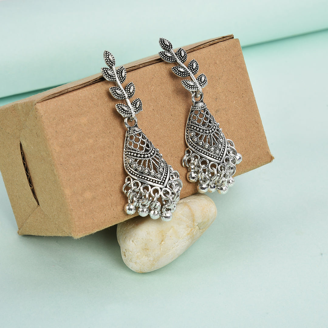 Leaf jhumka