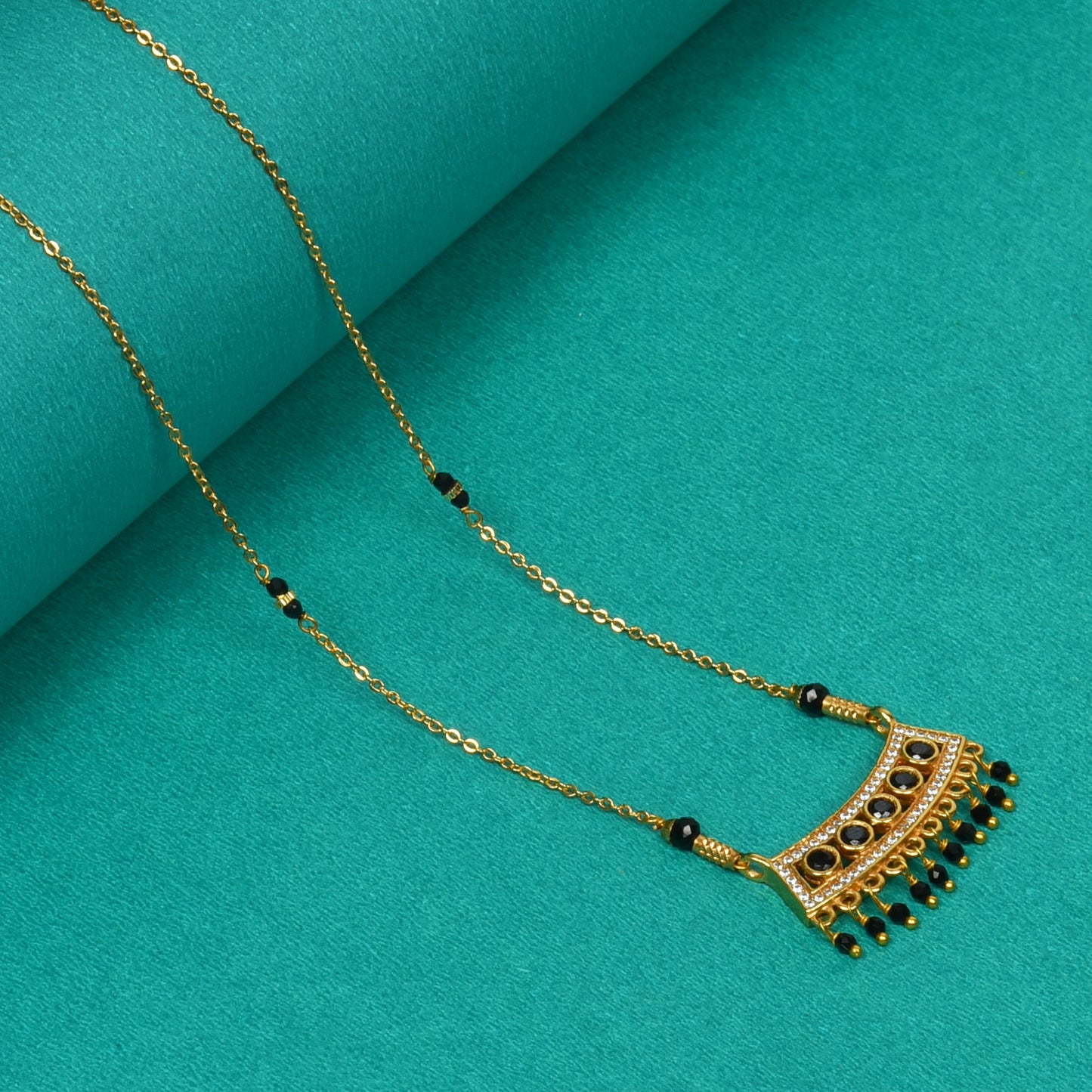 BLACK SWAROWSKI CRYSTAL  MANGALSUTRA