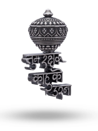 God Hanuman Gada TUM RAKSHAK KAHU KO DARNA Hinduism Divine Silver Locket For Mens & Womens