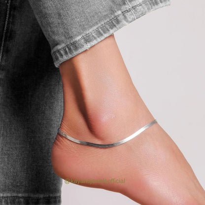Elegant Flat Snake silver Anklets