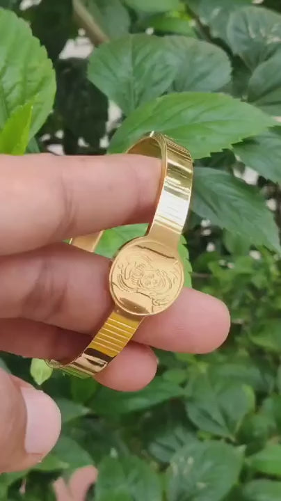 Hanuman Ji Gold Finish Kada & Locket Set | Traditional Hanuman Pendant